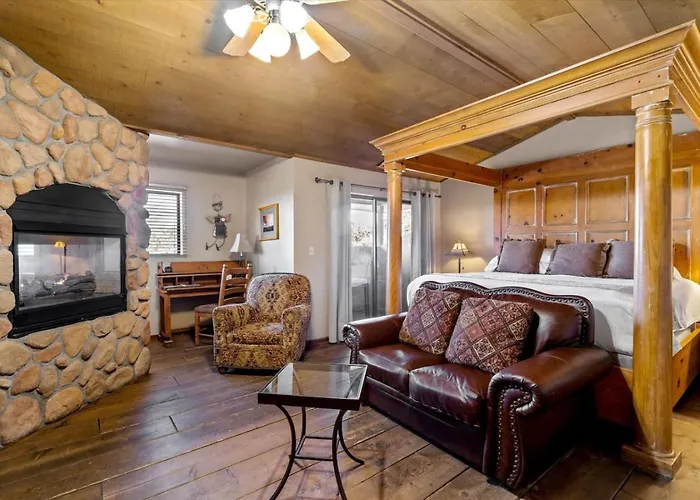 Adobe Village Estate Holiday home