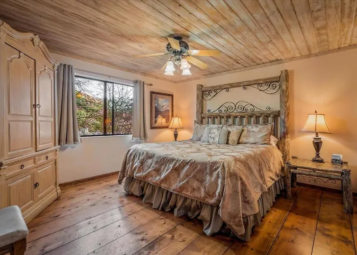 Adobe Village Estate Holiday home *