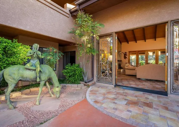 Adobe Village Estate Holiday home